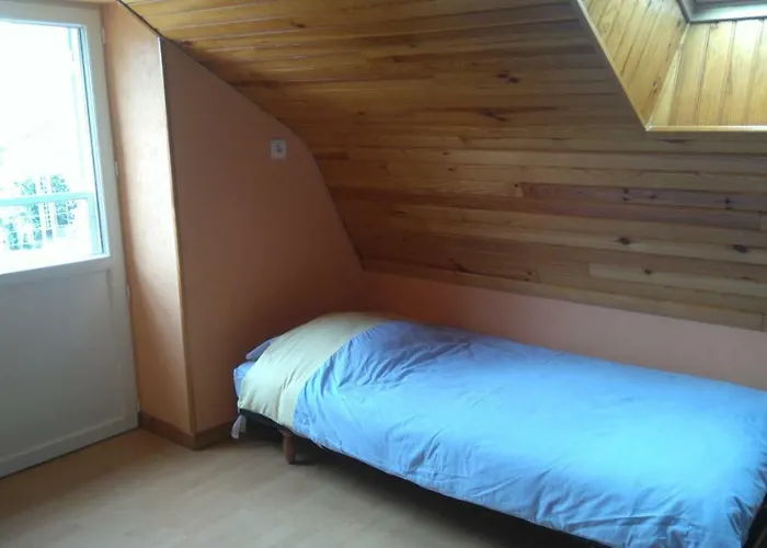 Location Insolite Dans Un Four A Pain Tatil Evi Saint-Etienne-de-Carlat